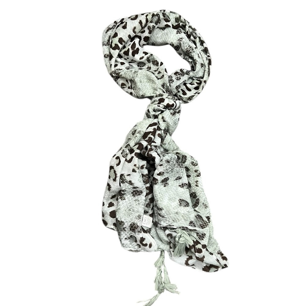 5/$25 Cato Black and White Animal Print Scarf